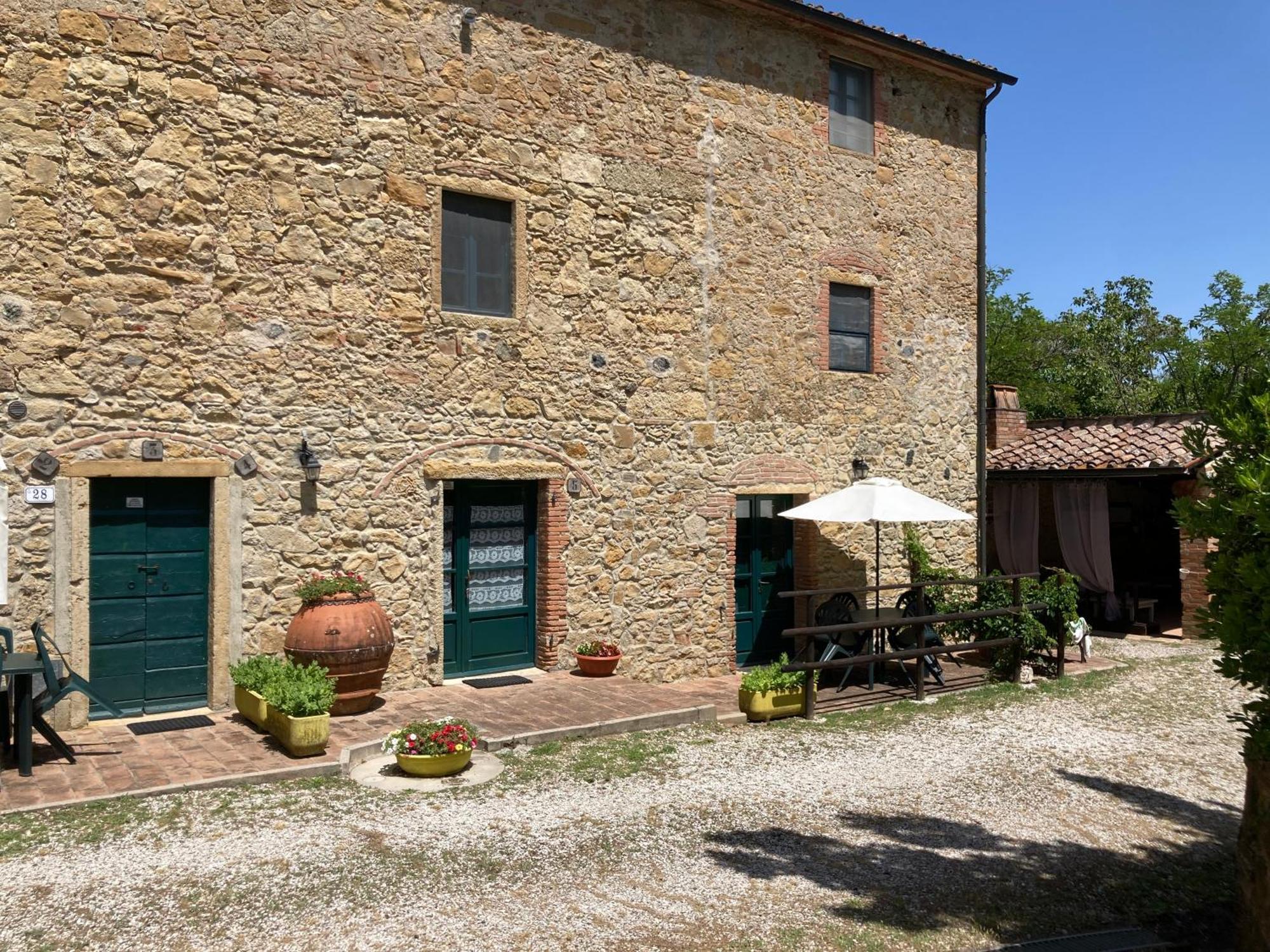Agriturismo Le Colline Монтескудайо Екстериор снимка
