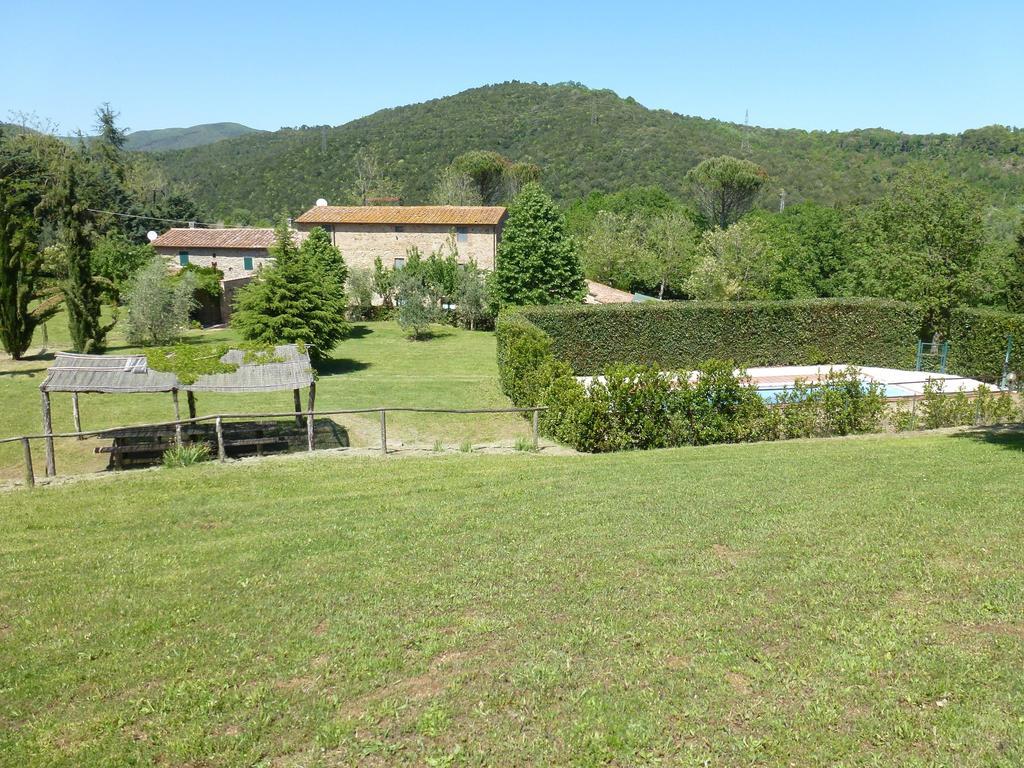 Agriturismo Le Colline Монтескудайо Стая снимка